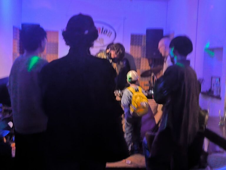 IMG_20251230_213352_R